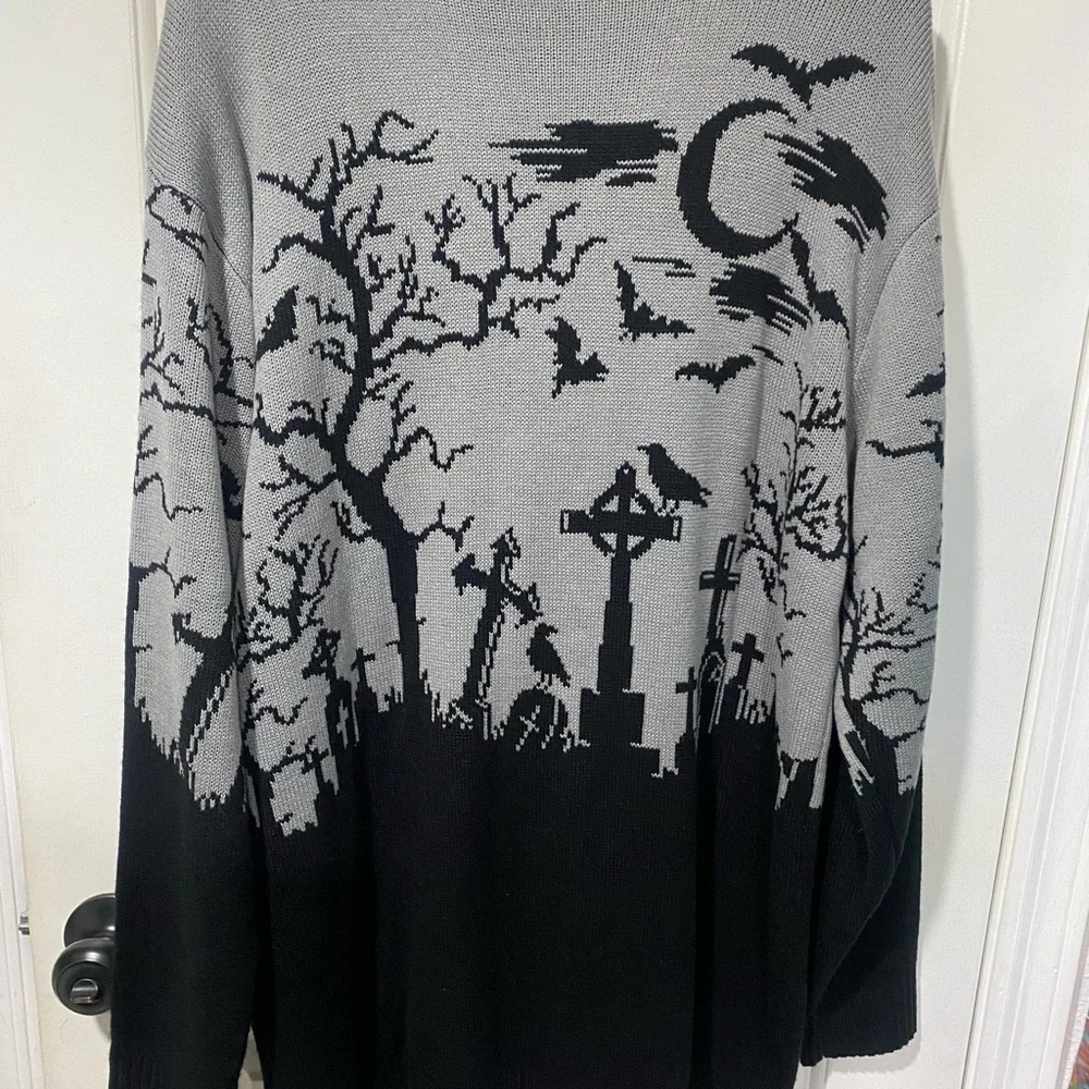 Cemetery Cardigan - Picture 5 of 5